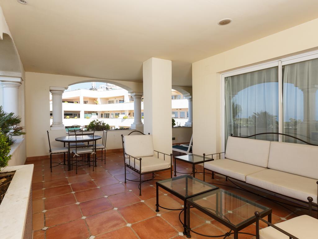 Apartamentos-Paal Guadalpin Marbella Buitenkant foto