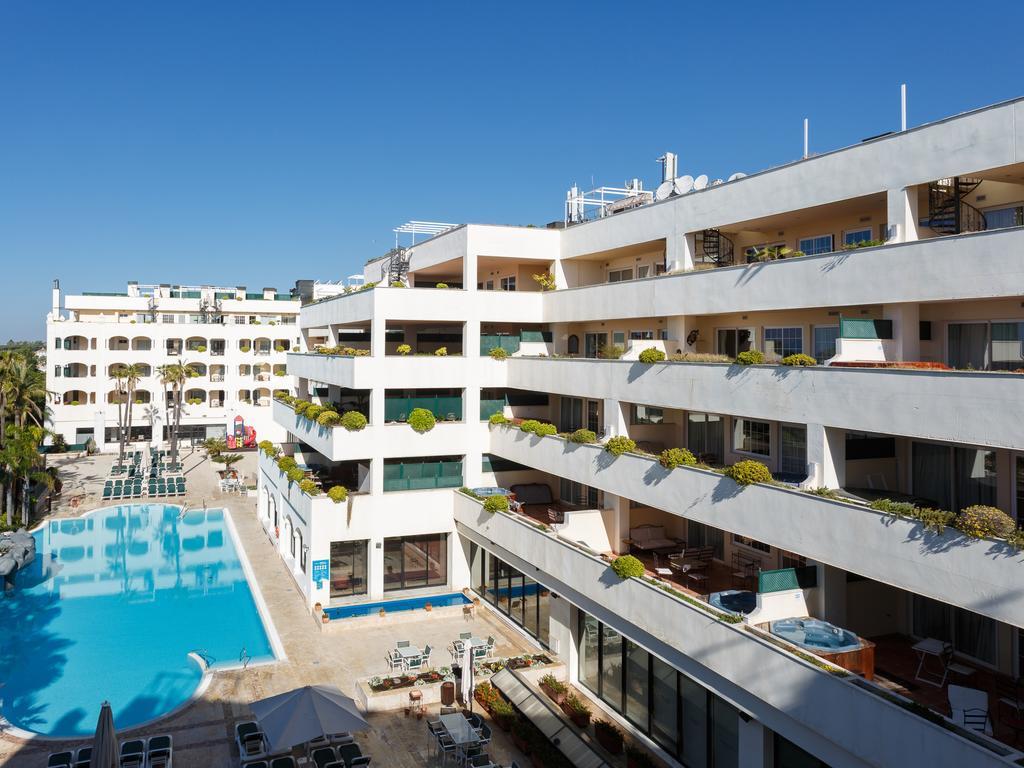 Apartamentos-Paal Guadalpin Marbella Buitenkant foto